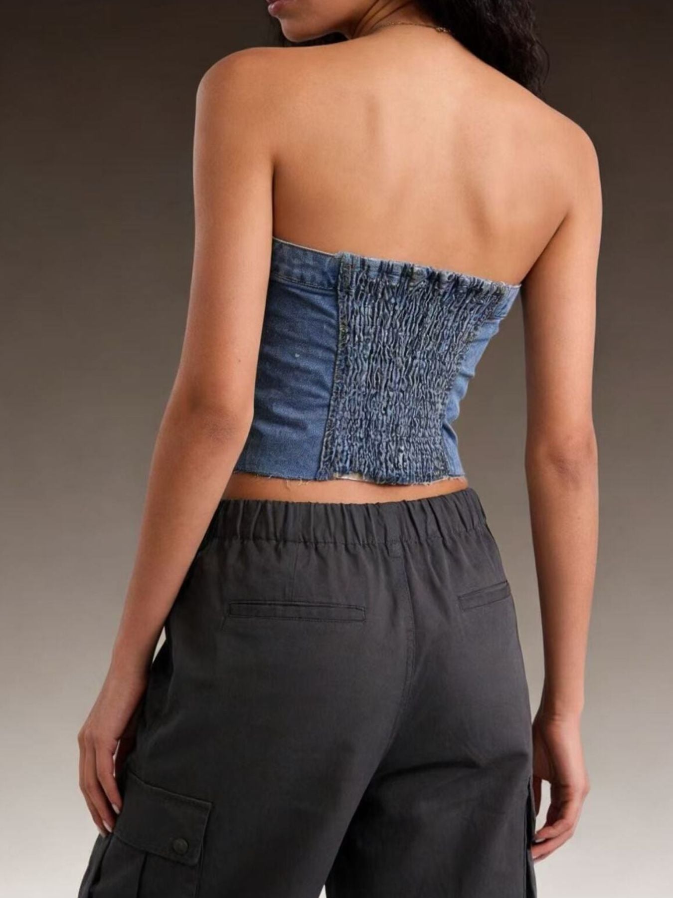 2141641e-f56f-42a8-ba6e-32905a52f88c-Max