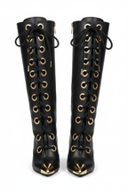 Black boots front