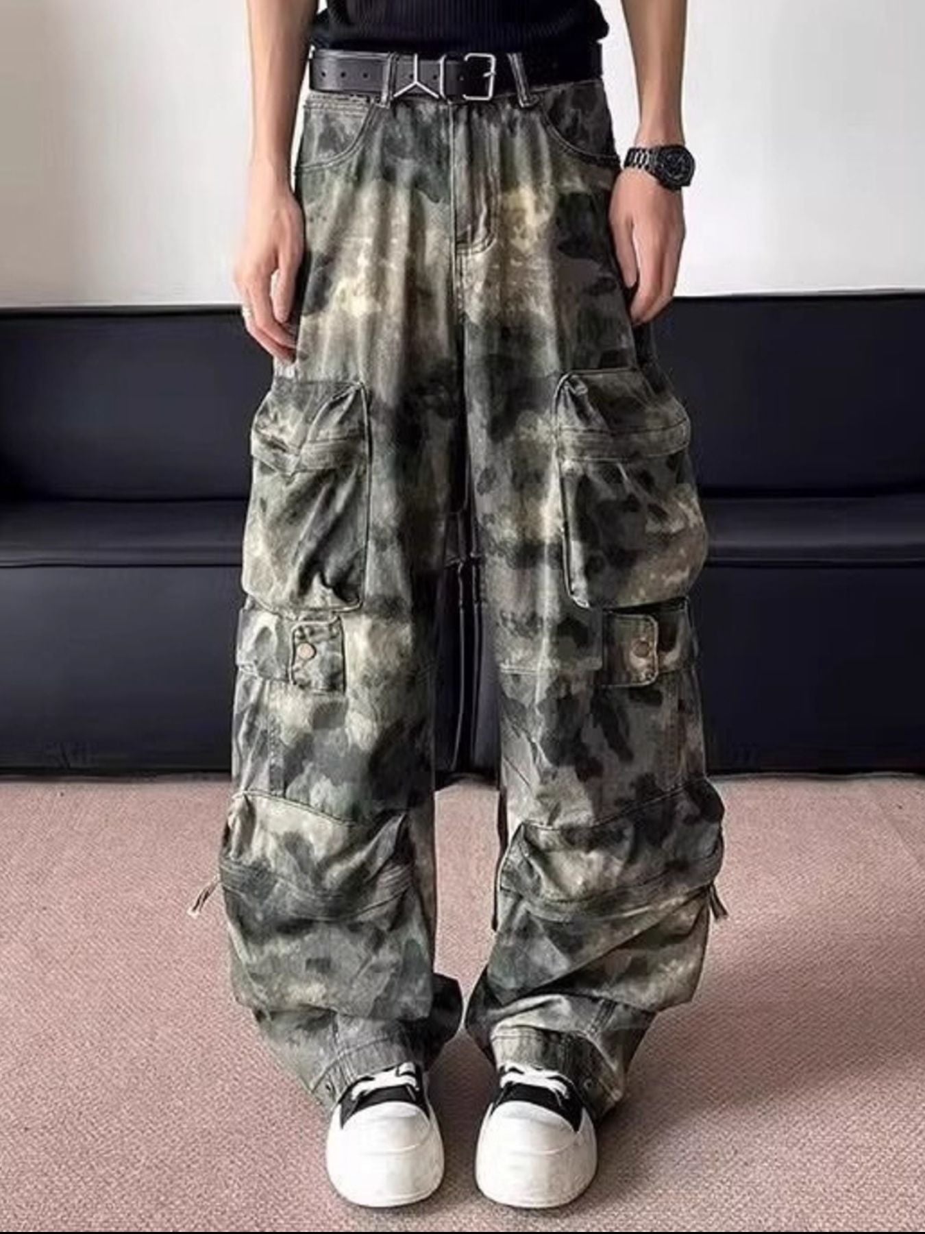 e9840da5-eaff-4930-b09b-a9f301c0b1eb-Max