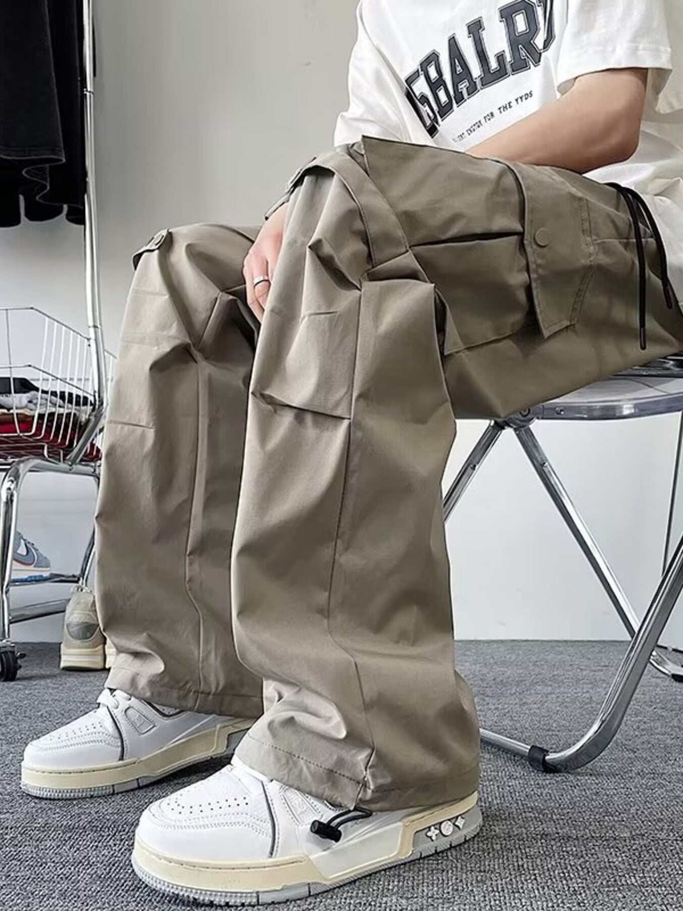 f0e4009735ff41639579ee071f1a321f-Max